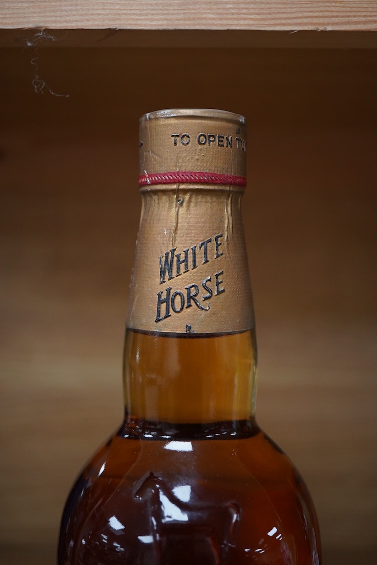 White horse scotch whisky, 1 bottle